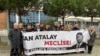 “Can Atalay’ın Meslektaş Arkadaşları” grubu, bugün Silivri Cezaevi’nde TİP Hatay milletvekili Can Atalay’ı ziyaret etti. 