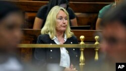 Reeva Steenkamp'ın annesi June Steenkamp